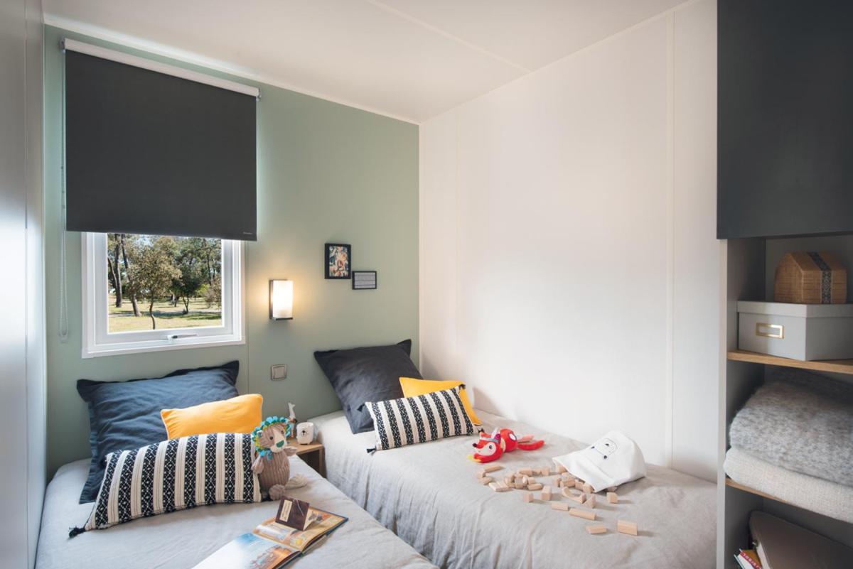 Camping Les Hautes Prairies Lourmarin Eksteriør bilde
