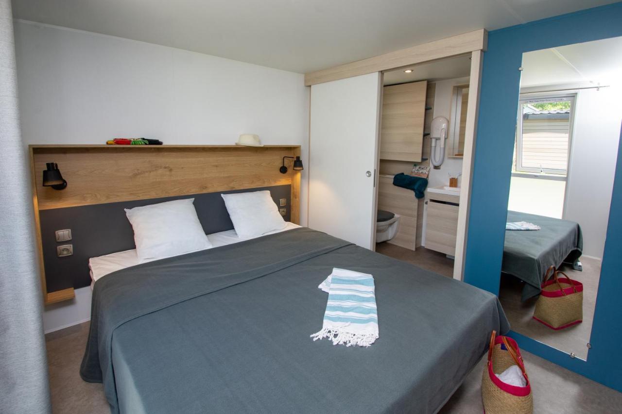 Camping Les Hautes Prairies Lourmarin Eksteriør bilde