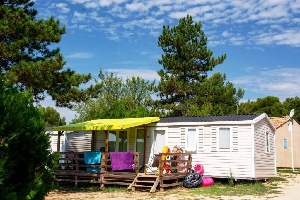 Camping Les Hautes Prairies Lourmarin Eksteriør bilde