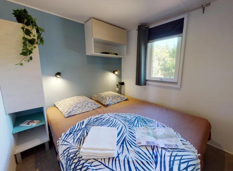 Camping Les Hautes Prairies Lourmarin Eksteriør bilde